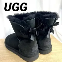 UGG アグ ムートンブーツ  ブラック　リボン　25㎝