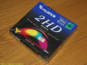 ■ 5インチFD ２HD 10枚入り FUJIFILM MD2HD256 SG10 （未開封品）