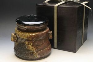 桃山時代 古伊賀耳付水指 下駄底 野趣あふれる逸品 茶道家所蔵品