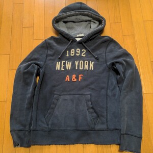 Abercrombie＆Fitch　アバクロ　アバクロンビーアンドフィッチ　 パーカー スウェット ダメージ加工　ネイビー　紺　青　Ｌサイズ　ヘビー