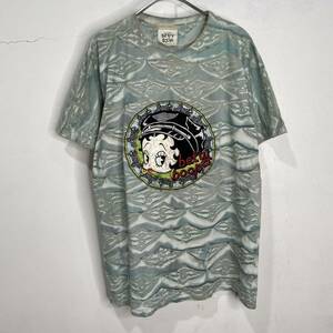 送料無料☆90s☆USA製☆BETTYBOOP☆刺繍ワッペン総柄Tシャツ☆ベティー