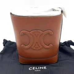 Celine セリーヌ スモール バケット キュイル トリオンフ タン