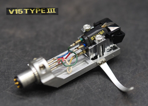 TY10-79【ジャンク品】SHURE シュアー V15TYPEⅢ SUPER TRACK PLUS カートリッジ レコード針 オーディオ機器 ターンテーブル 中古品