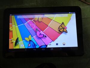 Android タブレット クアッドコア Bluetooth 16GBアンドロイド4.4 10型 静電式タッチパネル (日本語化とルート化済 パズドラ非対応 ）