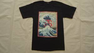 Stussy Tsunami Tee 黒 M Tシャツ 津波 浮世絵 富嶽 三十六景 ステューシー NY LA LONDON TOKYO PARIS レターパックライト