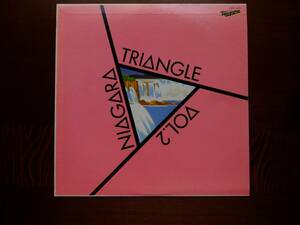 LPレコ－ド1枚。NIAGARA　TRIANGLE　VOL.2。大滝詠一。佐野元春。杉　真理。niagara　RECORDS。　