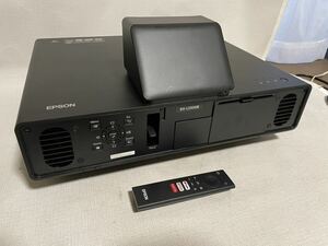 展示品★極美品★EPSON★エプソン★EH-LS500B★超単焦点★ホームプロジェクター★業務用★スクリーン★完動品★リモコン付属★Wi-Fi付属★