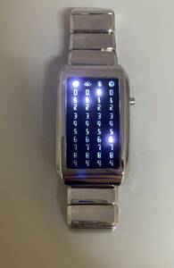 【訳あり商品】LEDメタルベルトウォッチ・ホワイト ユニセックス腕時計