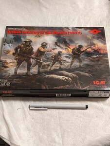 送料込み！ＩＣＭ 1/35 ＷＷⅠ イギリス軍　歩兵　ガスマスク装着　１９１７年 未組立品