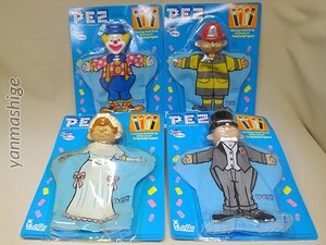 新品 ハンドパペット ピエロ 消防士 新郎新婦 ファイヤーマン FUNKO PEZ 手踊り人形 ハンディーダンディーパペット Handy Dandy Puppets