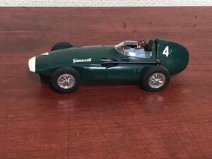 スロットカー　Horney Vanwall f1 1/32 