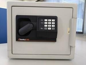 セントリー　SENTRY SB0507 耐火金庫(テンキー)