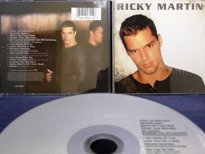 33_01325 RICKY MARTIN(輸入盤)