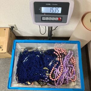 【E/XA0000】アクセサリー イミテーション メッキ 大量おまとめ出品 総重量:約15.3kg（ケース含む） ※同梱不可