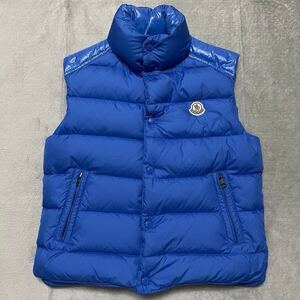 S相当★モンクレール シェバル MONCLER CHEVAL GILET ダウンベスト ジレ ジャケット ブルゾン 切替 ロゴ ワッペン 青 ブルー メンズ 0 