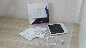 ★送料無料！美品！楽天Kobo Libra H2O N873-KJ-WH-S-EP ホワイト★R6