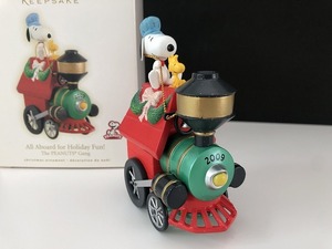 2009年 スヌーピー ウッドストック HALLMARK オーナメント 箱入り KEEPSAKE PEANUTS SNOOPY ヴィンテージ [pe-775]