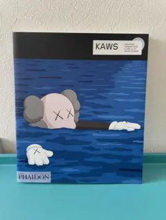 KAWS アートブック