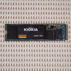 KIOXIA EXCERIA 500GB SSD (NVMe / M.2 / 2280) 動作確認済み （東芝）