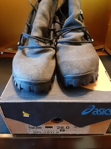 ☆中古　asics アシックス　GEL-YETI 2 スポーツスタイルシューズ　28.0cm