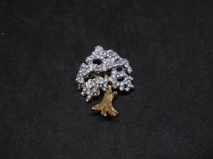 ブローチ JewelryNO.06 雪の木　金属 2.7x4x1.2cm 13gネックレス　イヤリング　ブレスレット　ペンダントヘッド　