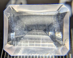 美しい天然クリスタル 天然水晶 2.50ct パワーストーン 宝石 ジュエリー ルース 霊石 健康 薔薇石英 美意識 非加熱未処理 ローズクオーツ