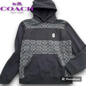 COACH コーチ シグネチャースウェットパーカー シグネチャーロゴパーカー Mixed Media Hoodie 総柄　ロゴ　大きめ Ｌ シグネチャー