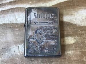 m ネコポスD Antique Gramophone ジッポ ジッポー Zippo ライター ジャンク 現状品 ※着火未確認、火花確認済、汚れ変色あり