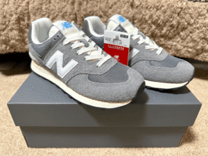 送料無料 国内正規品 New Balance U574WR2 US8.5 26.5cm グレー×ホワイト×アイボリー M574限定モデル 新品 NB スウェード スニーカー