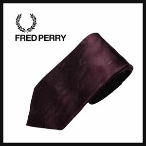 FRED PERRY ボルドー　おしゃれカラー　総柄　スーツ　セットアップ
