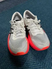 【雷市場（ポンジャン）商品韓国直送】 Asics(アシックス) メタスピード 275