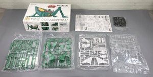 ◇未組立の中古品◇ベルファイン　プラモデル　 タイムボカン タイムドタバッタン 1/100スケール 色分け済み BP002（12224061309178AK）