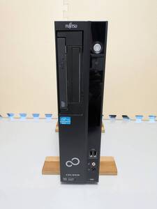 富士通 CELSIUS J520 中古デスクトップパソコン Windows11