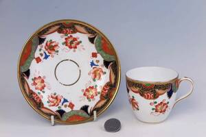 　　Davenport　=　カップ＆ソーサー　＝　IMARI 　2820　 (1級品)　