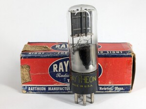 RAYTHEON　84/6Z4　ブラックプレート　未使用　真空管　1920