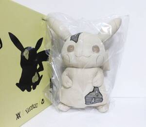 定価4.4万 新品 Daniel Arsham × Pokemon PIKACHU PLUSH LARGE ベージュ ダニエル アーシャム ピカチュウ ポケモン 大型 ぬいぐるみ