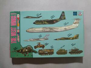 【PITROAD】S7 1/700 THE WEST WINGS 1【C130,C141,F117,EF111,F111,ハマー,M270,M113,M551】【ジャンク品:「AV-8B HARRIERⅡ」×2機欠品】