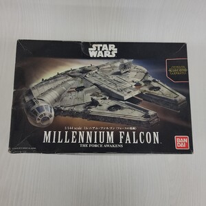 【A69う】未組立品　ミレニアム・ファルコン（フォースの覚醒） （1/144スケール STAR WARS） プラモデル