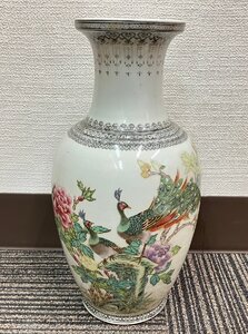 【送料無料】乾隆年製 壺 花瓶 粉彩 漢詩 孔雀 牡丹 色絵 陶芸品 骨董品 飾り物 置物 オブジェ インテリア 美術品 アンティーク 高さ約35cm