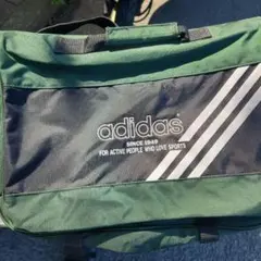 adidas スポーツバッグ 緑