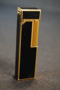 ART BLAZE AF 02　黒色　金縁　細身金属製　ライター　