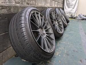 中古タイヤ付きエンケイRS05rr9j-19インチオフセット40　Mフェイス