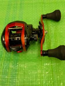 ベイトリール　ABU GARCIA　RED MAX船右巻き