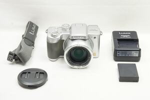 【適格請求書発行】良品 Panasonic パナソニック LUMIX DMC-FZ5 デジタルカメラ シルバー【アルプスカメラ】241204l