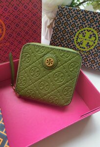 新品TORY BURCH トリーバーチ 財布 モノグラム 二つ折り