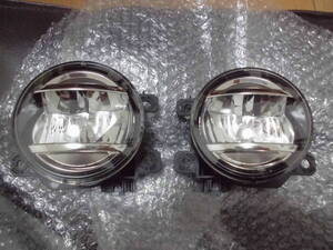 即決　新車外し　純正 　LED フォグランプ　左右セット　KOITO 114-11092 　レヴォーグ 　VM　114-60379