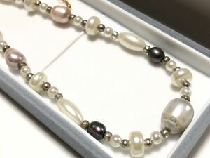 オーバル真珠 フェイクパール ビーズ 21.5g デザイン ロングネックレス 美品【検/パール】