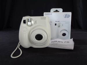 2133【本州のみ送料無料】FUJIFILM フジフィルム　instax mini 7s white チェキ　インスタントカメラ　