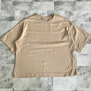 ユニクロ UNIQLO Tシャツ ベージュ Lサイズ トップス 古着 コットン100% クルーネック 半袖 無地 半袖Tシャツ ユニクロU