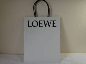 　LOEWE　ロエベ　紙袋　　1枚(大サイズ）2019年１０月３日入手